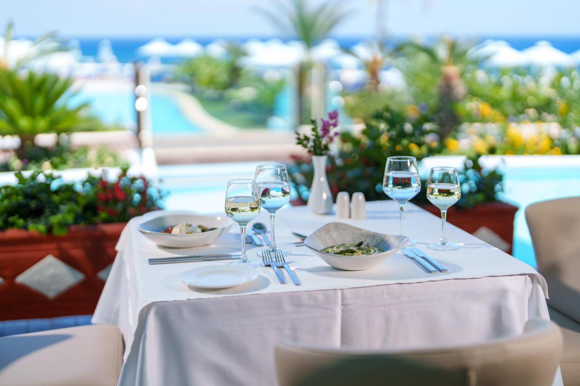 Atrium Prestige Thalasso Spa Resort & Villas Lakhania Bagian luar foto
